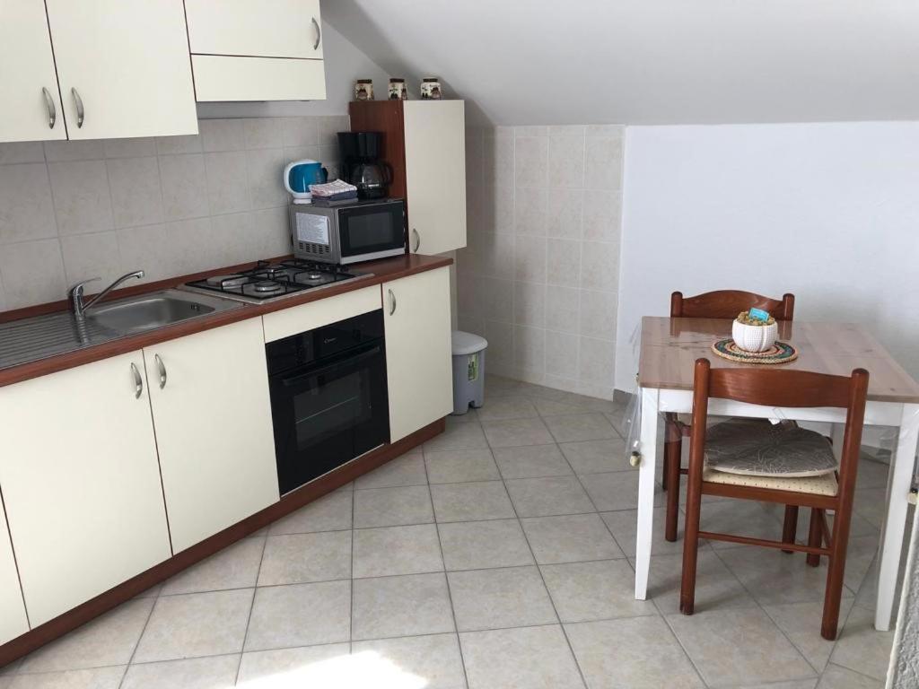 Francis Appartements Pakoštane Exterior foto